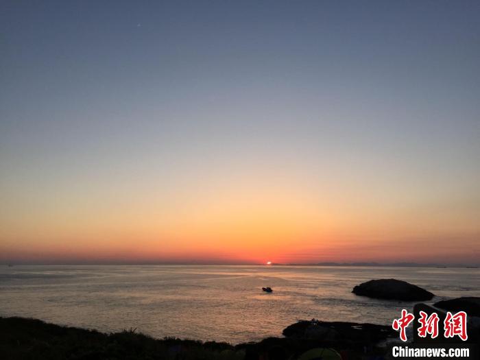 浙江海域一景?！×植?攝