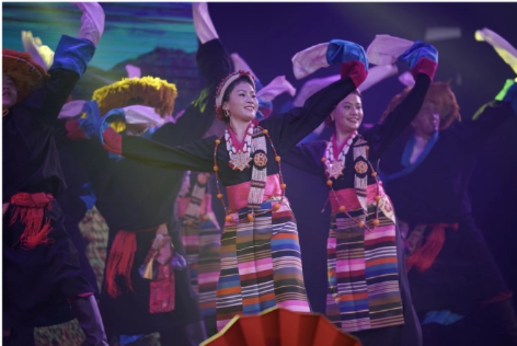 圖為2024“歡樂(lè)春節(jié)”中泰互致新春賀辭活動(dòng)現(xiàn)場(chǎng)。 中國(guó)駐泰國(guó)大使館文化處供圖