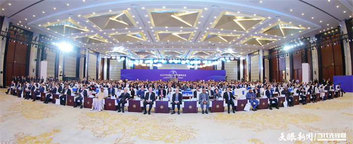 2025年7月5日，以“人與自然和諧共生——共商全球發(fā)展綠色轉(zhuǎn)型”為主題的2025年生態(tài)文明貴陽國際論壇在貴陽隆重開幕。圖為開幕式現(xiàn)場。貴州日報(bào)天眼新聞記者 杜朋城 攝.jpg