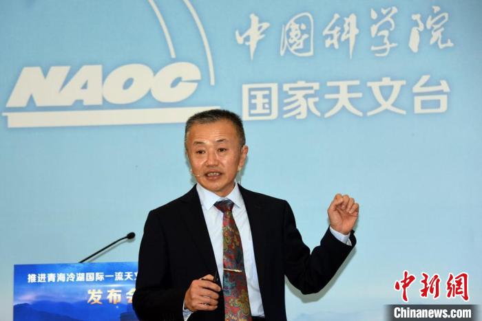 中科院國家天文臺冷湖基地首席研究員鄧李才介紹冷湖選址相關情況。　<a target='_blank' href='/'><p  align=