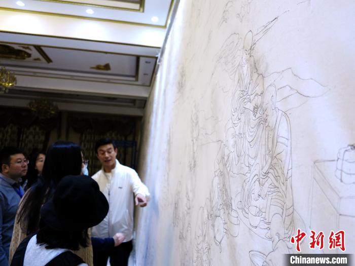 青?！皠谀．?huà)師”：培養(yǎng)熱貢文化人才