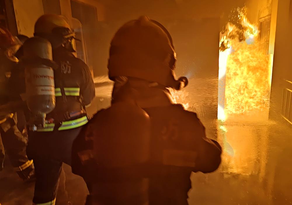 真火內(nèi)攻實(shí)操訓(xùn)練。