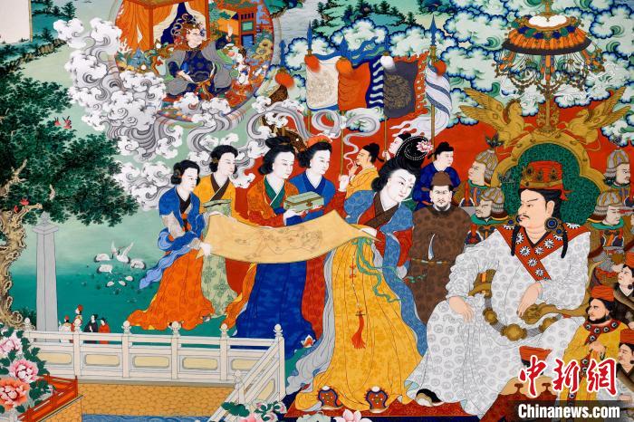 圖為5月16日，展覽中的新創(chuàng)唐卡作品(局部)?！±盍?攝